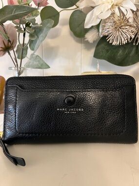 Marc Jacobs Empire City Leather Continental Black Pebbled Leather Wallet